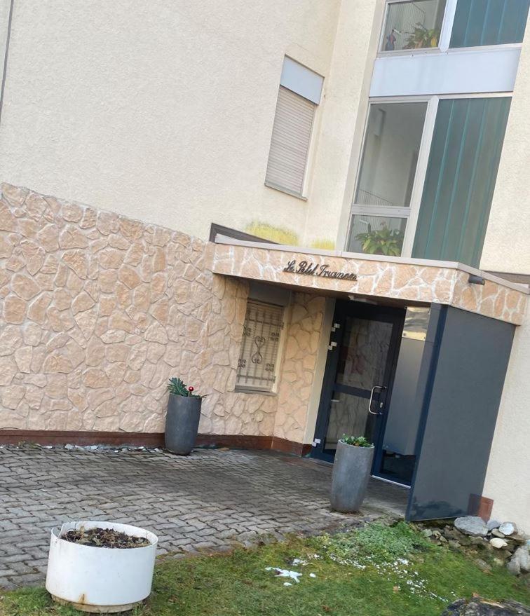 Studio Magnifique Avec Terrasse Spacieuse Loeche-Les-Bains Vacances Exterior foto